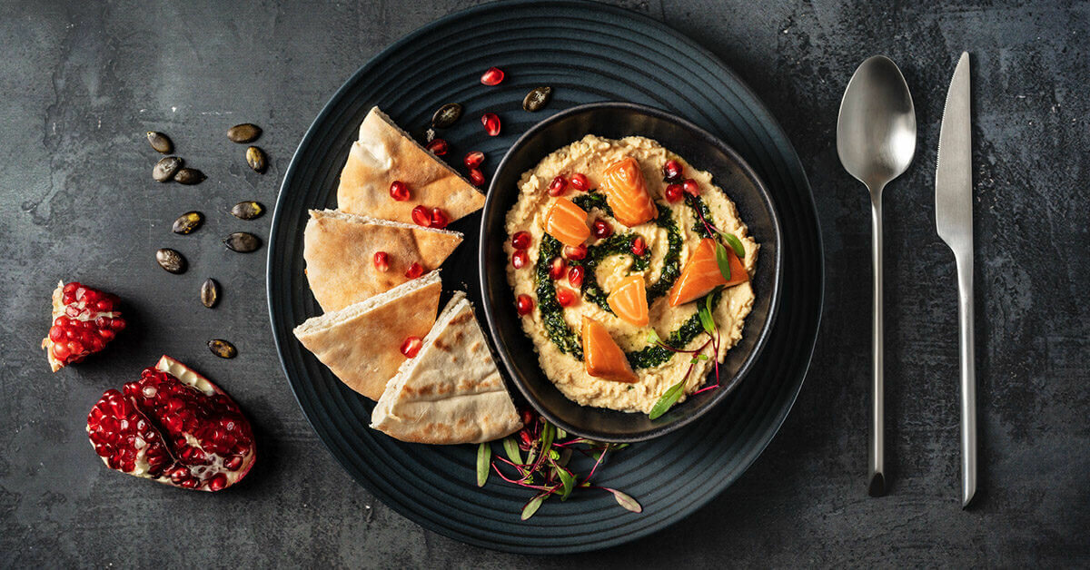 Hummus z łososiem